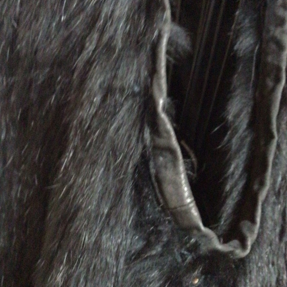 La Rok Luxe, Rabbit Fur Waistcoat, Medium - Picture 4 of 5